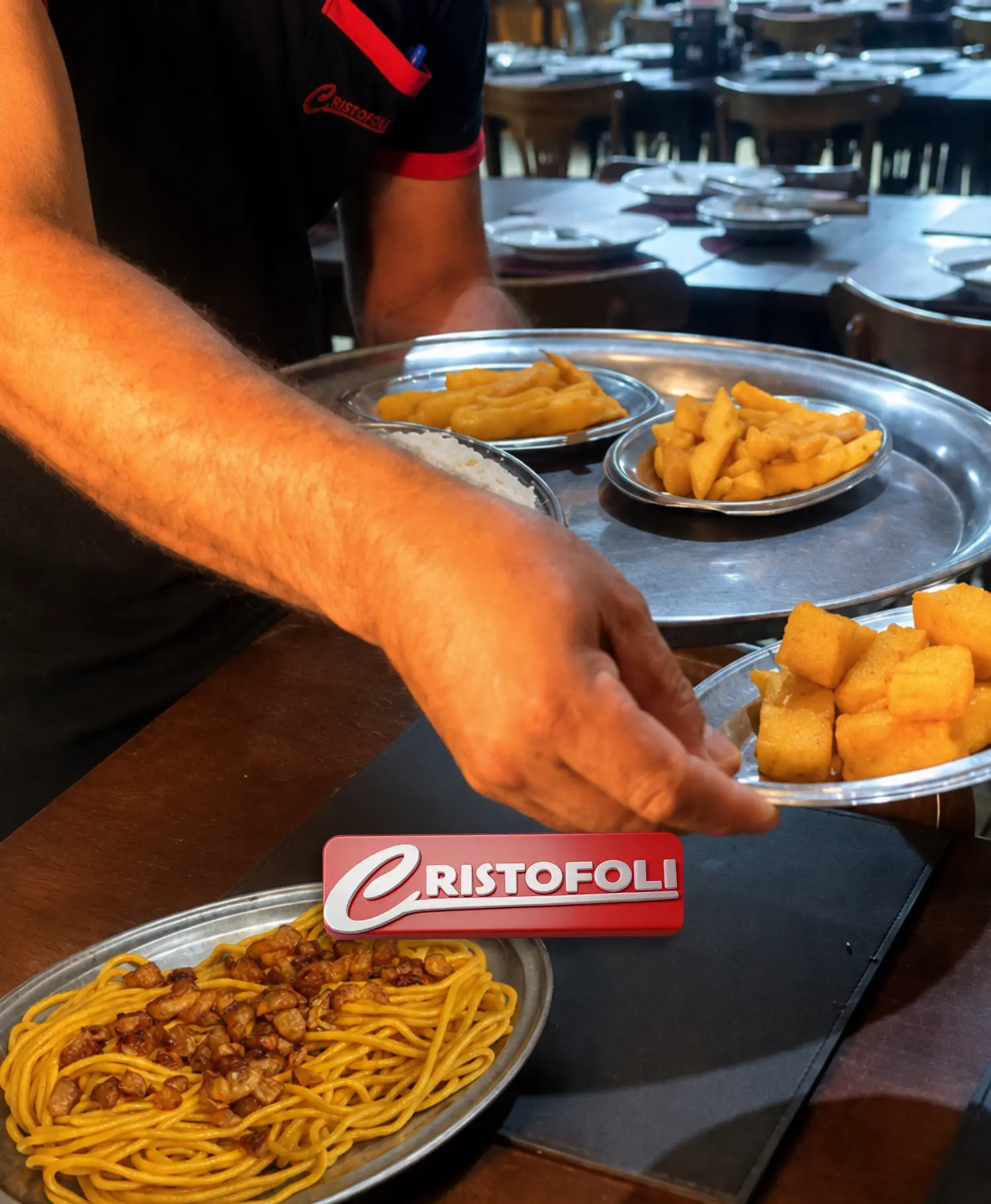 Pão com alho bolinha no rodízio da Galeteria Cristofoli